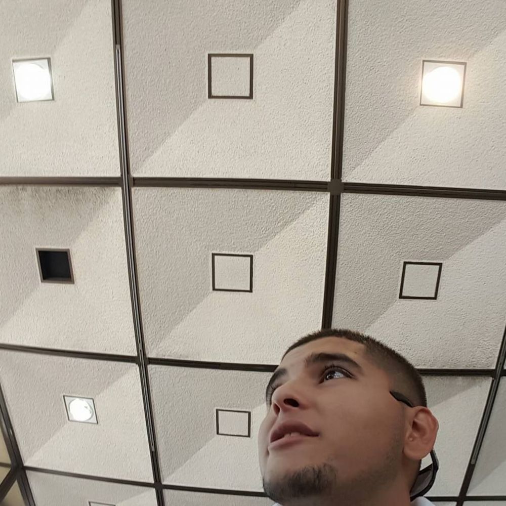 Meet your Posher, Jonathan